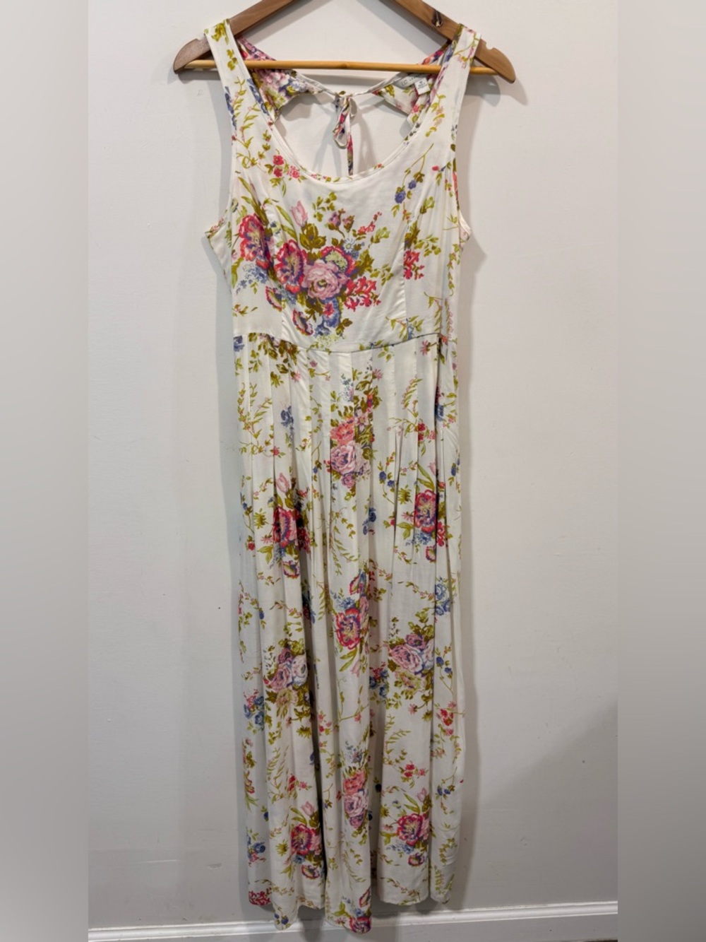 LC Lauren Conrad White Floral Spring Summer Preppy Vacation Maxi Dress Size 10